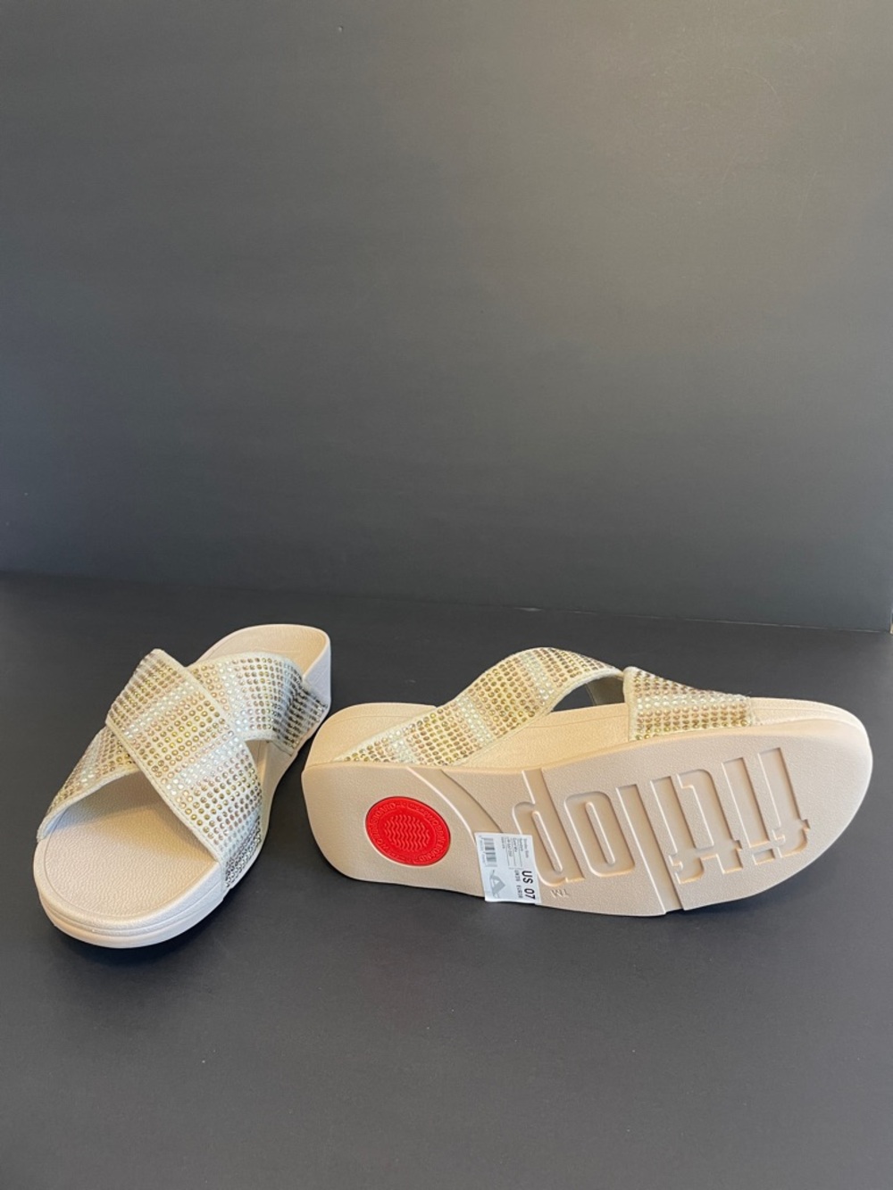 FitFlop Gold Tone “Lulu” Crystal Mix Metallic Criss-Cross Slides - Picture 3 of 16